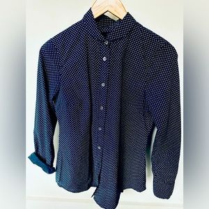 J crew women’s button front blouse in navy dot pattern. Sz 4